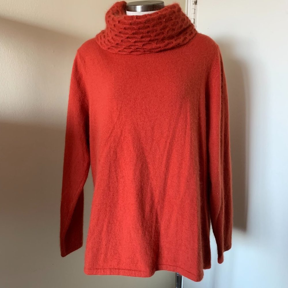 MANDARIN BLUE PLUS WOMAN RED COWL NECK RED SWEATER SIZE 1X